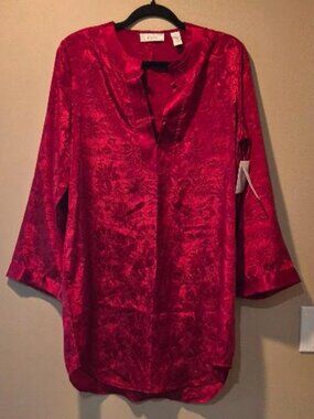 Vintage Erika Taylor Intimates Red Floral Embossed Women's Nightshirt